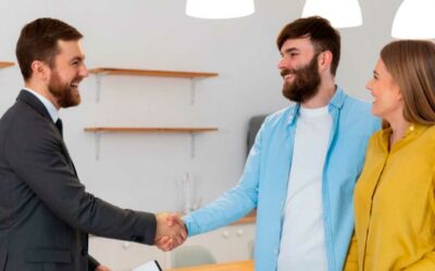¿Qué hace un agente inmobiliario y por qué es esencial en el mercado peruano?